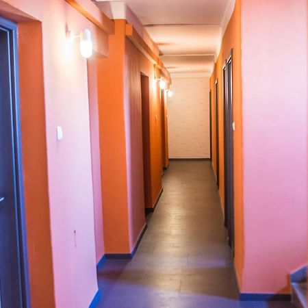 Hotel Turmfalke 24H Check In Λιντς Εξωτερικό φωτογραφία